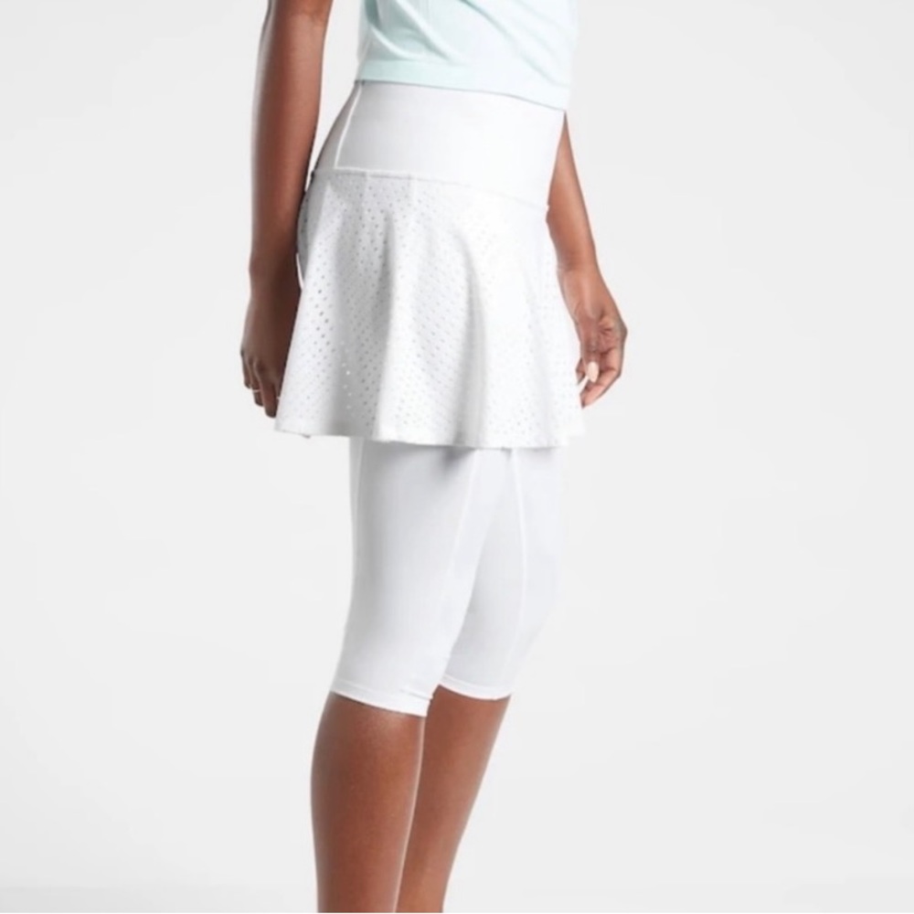 Athleta White A-Game 2-in-1 Crop Skirted Tights Size Medium